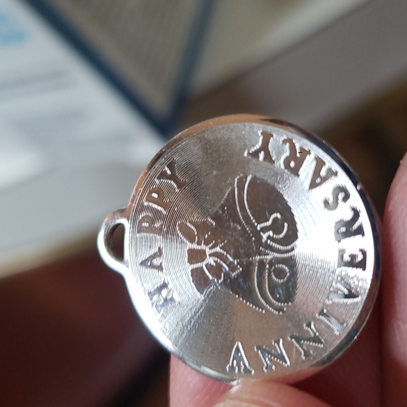 Vintage Happy Anniversary Charm for charm bracelet - Picture 1 of 4